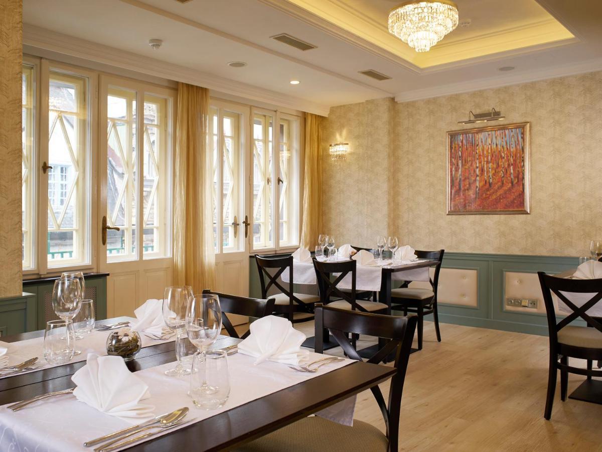 Ea Apartmany Mozart Karlovy Vary Exterior foto