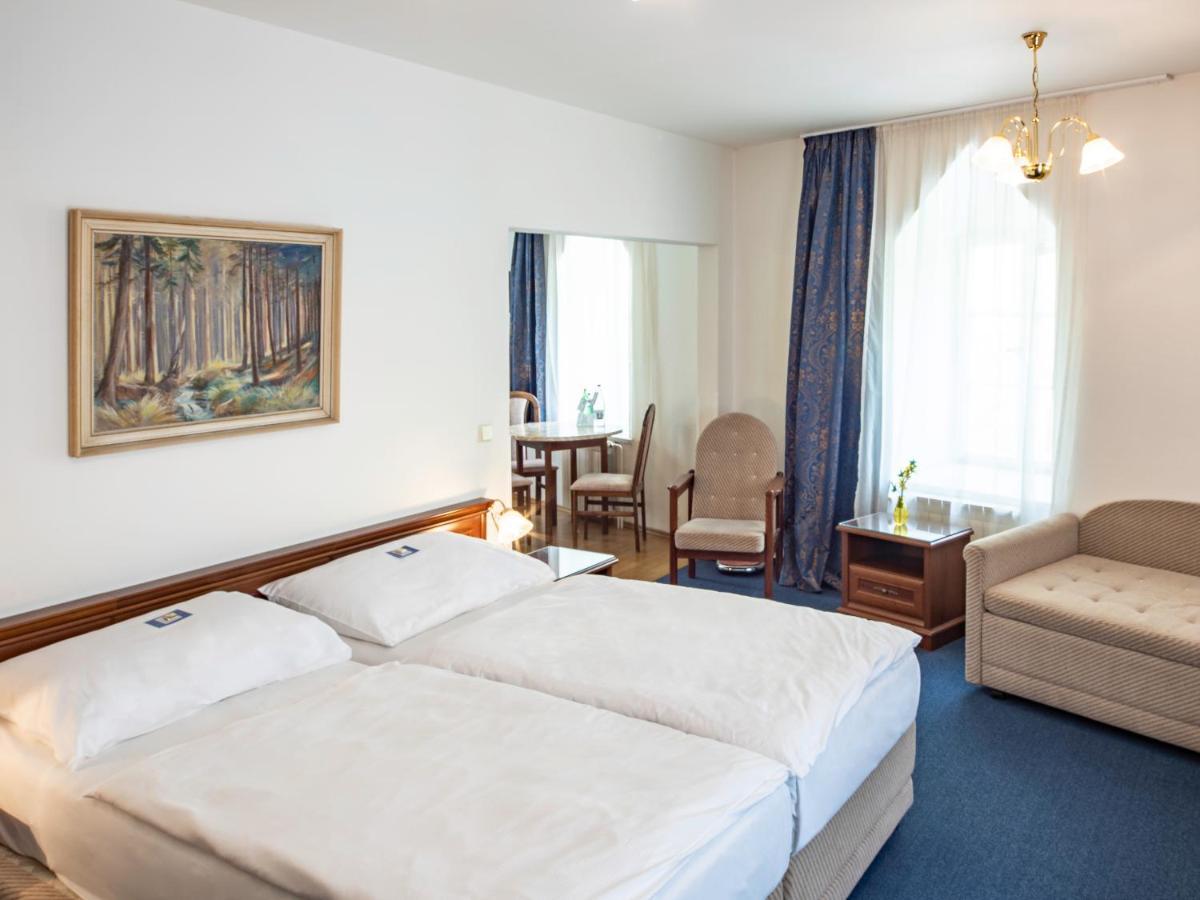 Ea Apartmany Mozart Karlovy Vary Exterior foto