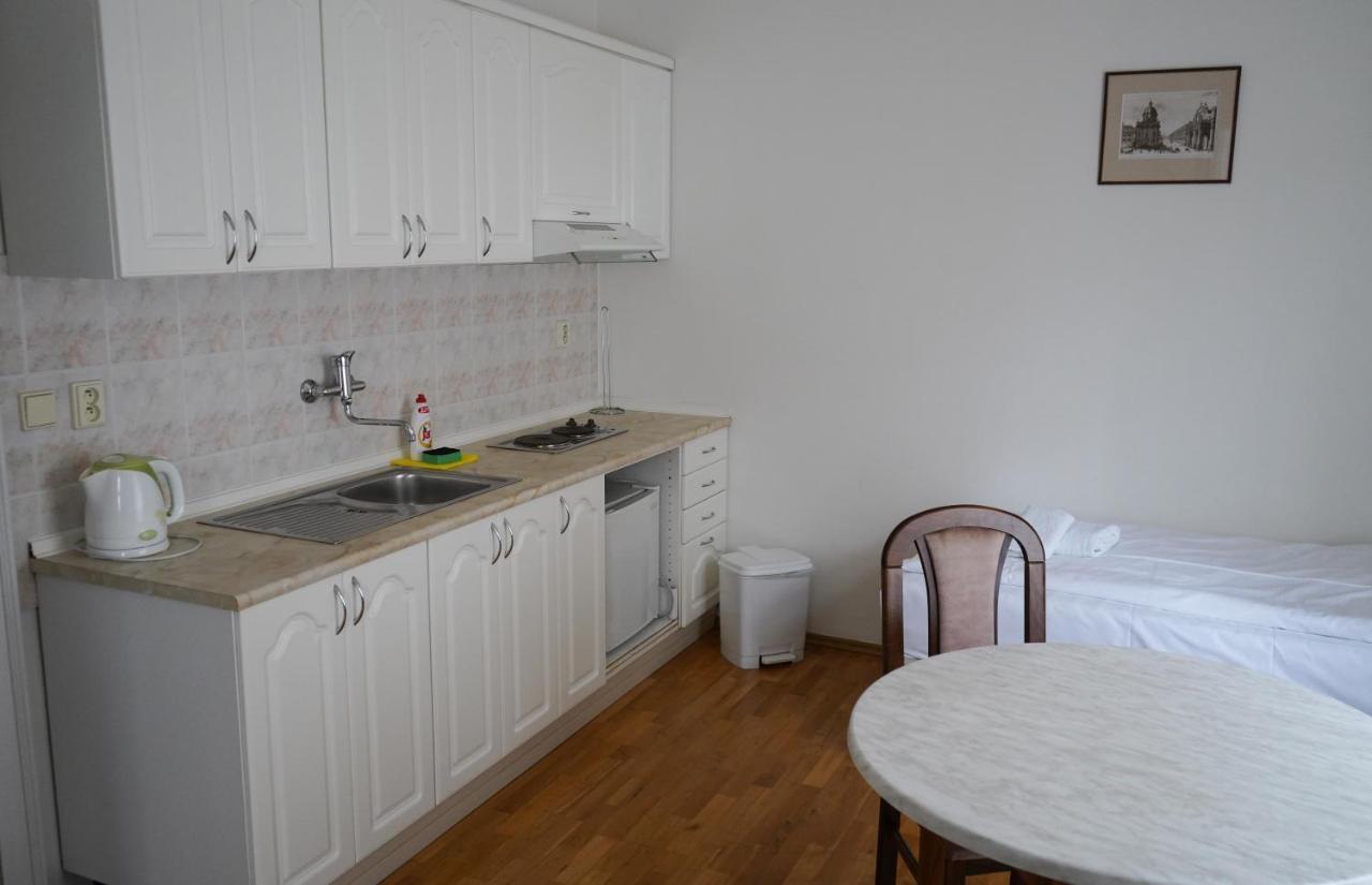 Ea Apartmany Mozart Karlovy Vary Exterior foto