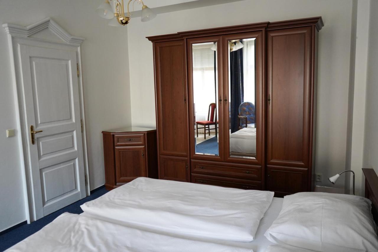 Ea Apartmany Mozart Karlovy Vary Exterior foto