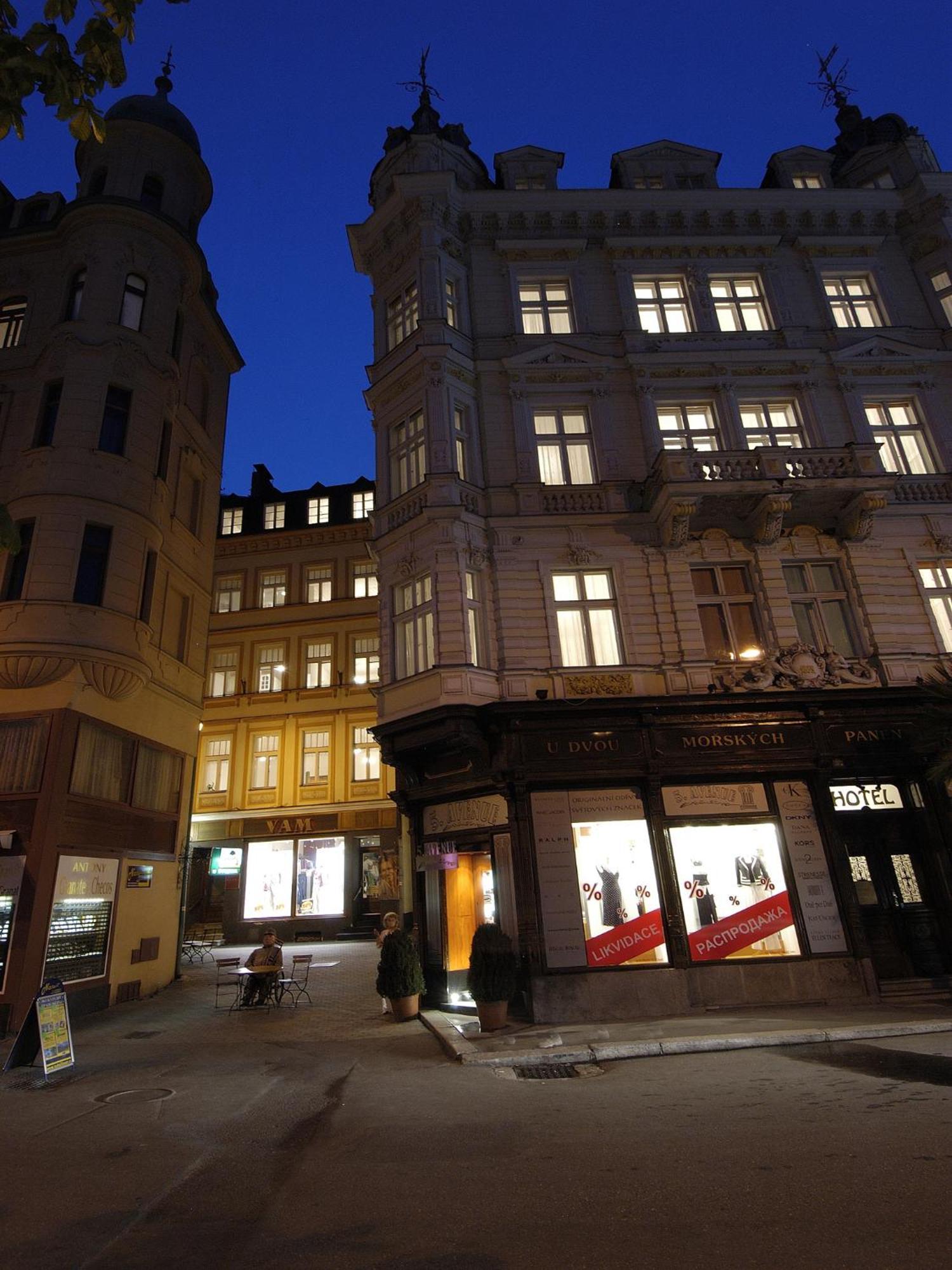 Ea Apartmany Mozart Karlovy Vary Exterior foto